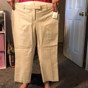 Beige capri dress pants
